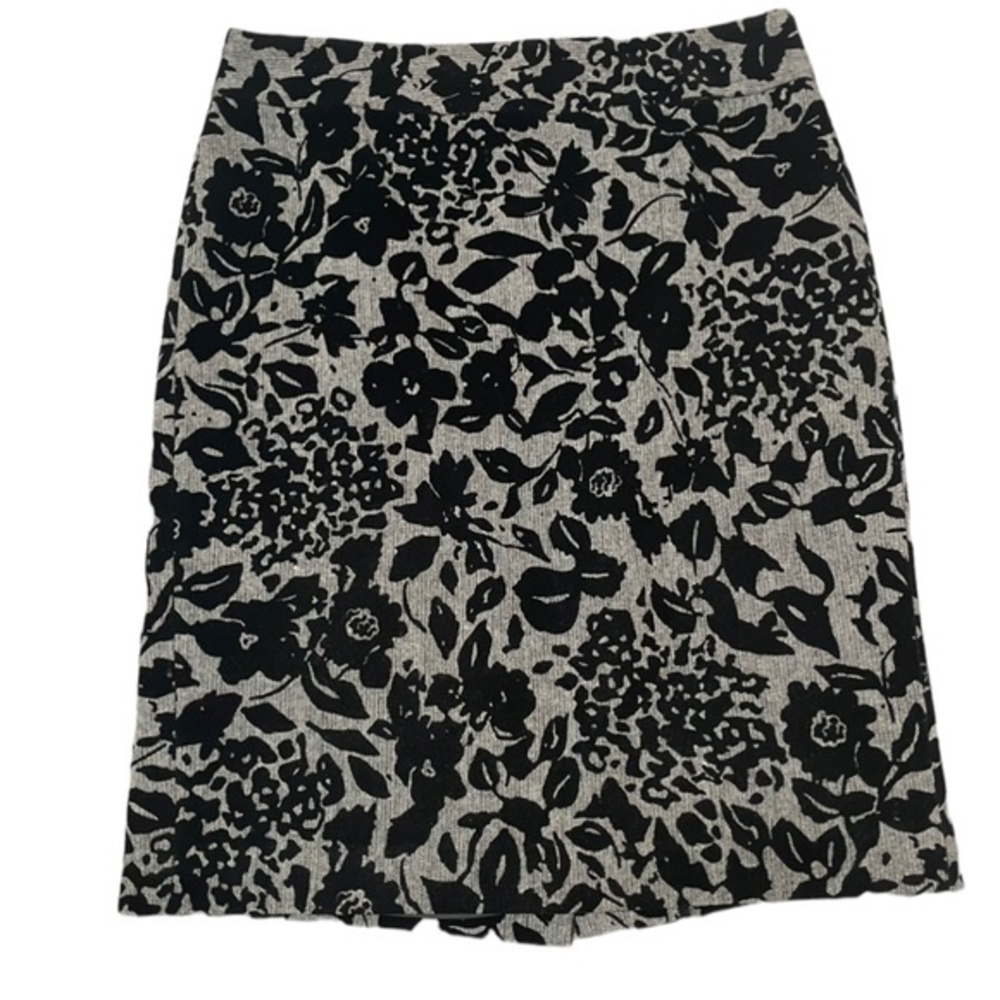 Ann Taylor Black Floral Skirt Size 4